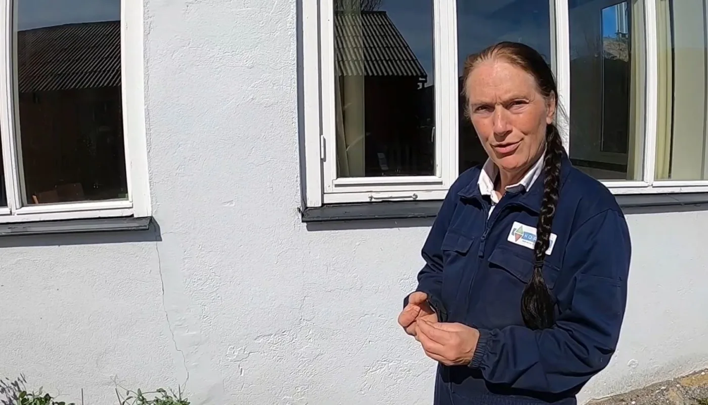 Kirsty Vekstforsøk Kirsty Mckinnon har stått for forsøkene utført av NORSØK (Foto: Vegard Botterli)