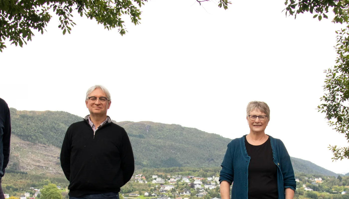 Venstre Besøk Crop Fra venstre: Fylkespolitiker Pål Farstad. Stortingsrepresentant André N. Skjelstad. Daglig leder i NORSØK, Turid Strøm. Fylkesleder i Venstre for Møre og Romsdal, Rita Rognskog. (Foto: Vegard Botterli)